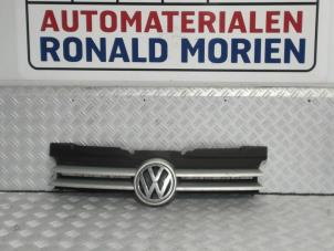 Usados Rejilla Volkswagen Golf III Cabrio Restyling (1E7) 1.8 Kat. Precio € 25,00 Norma de margen ofrecido por Automaterialen Ronald Morien B.V.