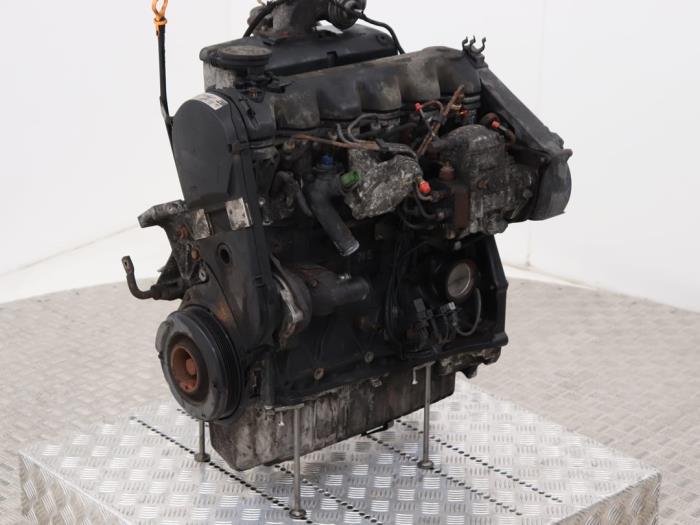 Motor de un Volkswagen Transporter/Caravelle T4 2.5 TDI 2002