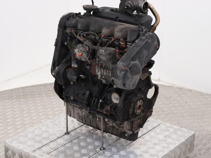 Engine from a Volkswagen Transporter/Caravelle T4 2.5 TDI 2002