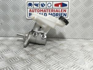 Używane Glówny cylinder hamulcowy Opel Grandland/Grandland X 1.2 Turbo 12V Cena € 35,00 Procedura marży oferowane przez Automaterialen Ronald Morien B.V.
