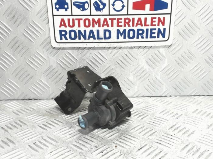 Begagnade Extra vattenpump Audi A7 Sportback (4GA/4GF) 2.0 16V 40 TFSI Pris € 34,99 Inklusive moms erbjuds av Automaterialen Ronald Morien B.V.