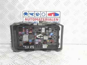 Used Fuse box Opel Insignia Grand Sport 1.5 Turbo 16V 165 Price € 75,00 Margin scheme offered by Automaterialen Ronald Morien B.V.