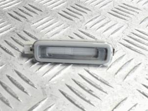 Begagnade LED-lampa Audi A8 Pris € 5,00 Inklusive moms erbjuds av Automaterialen Ronald Morien B.V.