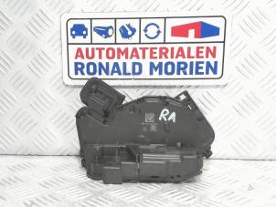 Usagé Serrure portière mécanique 4portes arrière droite Audi Q3 Prix € 19,00 Prix TTC proposé par Automaterialen Ronald Morien B.V.
