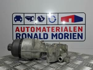 Usados Cuerpo de filtro de aceite Peugeot Expert 1.6 Blue HDi 95 16V Precio € 35,00 Norma de margen ofrecido por Automaterialen Ronald Morien B.V.