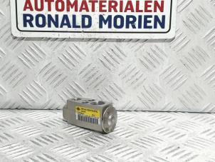 Usados Válvula de expansión aire acondicionado Volkswagen Tiguan (5N1/2) 1.4 TSI 16V Precio € 25,00 Norma de margen ofrecido por Automaterialen Ronald Morien B.V.