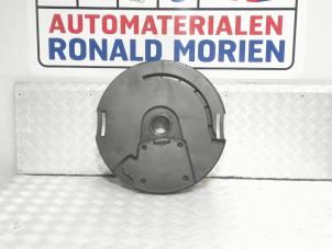 Używane Subwoofer Audi Q3 Cena € 50,00 Z VAT oferowane przez Automaterialen Ronald Morien B.V.