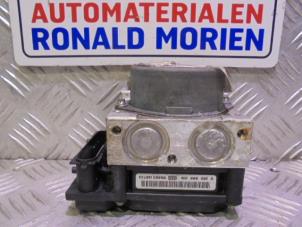Used ABS pump Renault Scénic II (JM) 1.5 dCi 105 Price € 45,00 Margin scheme offered by Automaterialen Ronald Morien B.V.