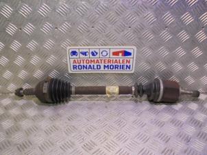 Used Front drive shaft, left Renault Scénic II (JM) 1.5 dCi 105 Price € 45,00 Margin scheme offered by Automaterialen Ronald Morien B.V.