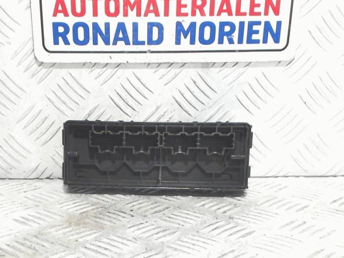 Używane Modul climatronic Opel Karl 1.0 12V Cena € 39,00 Procedura marży oferowane przez Automaterialen Ronald Morien B.V.