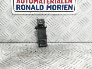 Used Airflow meter Opel Karl 1.0 12V Price € 39,00 Margin scheme offered by Automaterialen Ronald Morien B.V.
