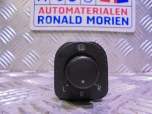 Used Mirror switch Volkswagen Passat Variant (3C5) 2.0 FSI 16V Price € 10,00 Margin scheme offered by Automaterialen Ronald Morien B.V.