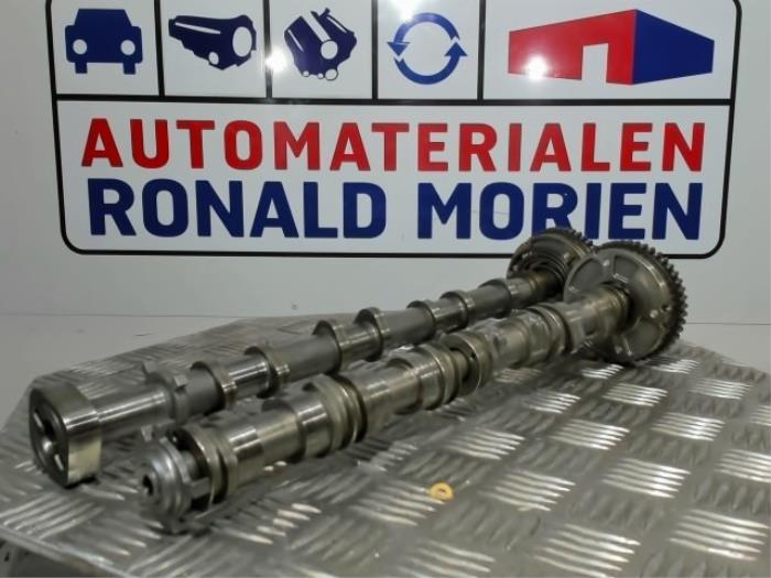 Usagé Kit arbre à cames Volkswagen Arteon (3HAB) 2.0 TSI 16V Prix € 295,00 Règlement à la marge proposé par Automaterialen Ronald Morien B.V.