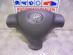 Używane Poduszka powietrzna lewa (kierownica) Toyota Aygo (B10) 1.0 12V VVT-i Cena € 50,00 Procedura marży oferowane przez Automaterialen Ronald Morien B.V.