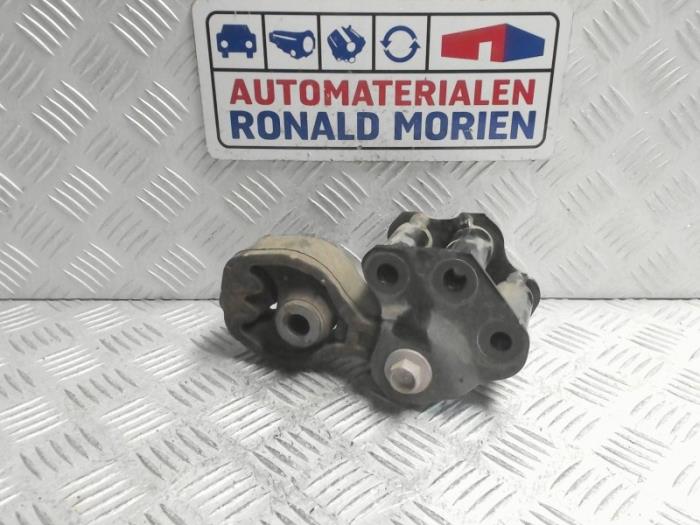 Gebrauchte Motorlager Mazda 3 (BM/BN) 2.0 SkyActiv-G 120 16V Preis € 75,00 Margenregelung angeboten von Automaterialen Ronald Morien B.V.