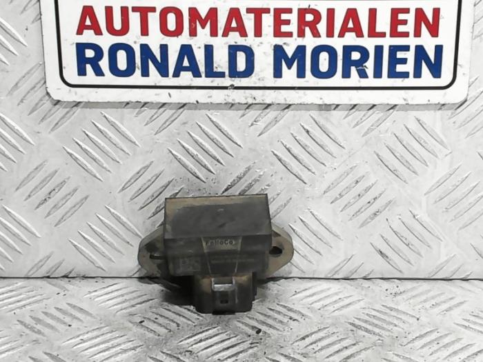 Używane Modul paliwowy ADM Ford Transit 2.0 TDCi 16V Eco Blue 105 Cena € 15,00 Procedura marży oferowane przez Automaterialen Ronald Morien B.V.