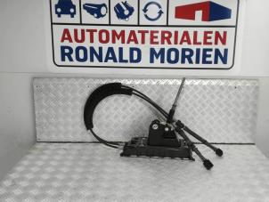 New Gear-change mechanism Volkswagen Golf Price € 105,00 Inclusive VAT offered by Automaterialen Ronald Morien B.V.