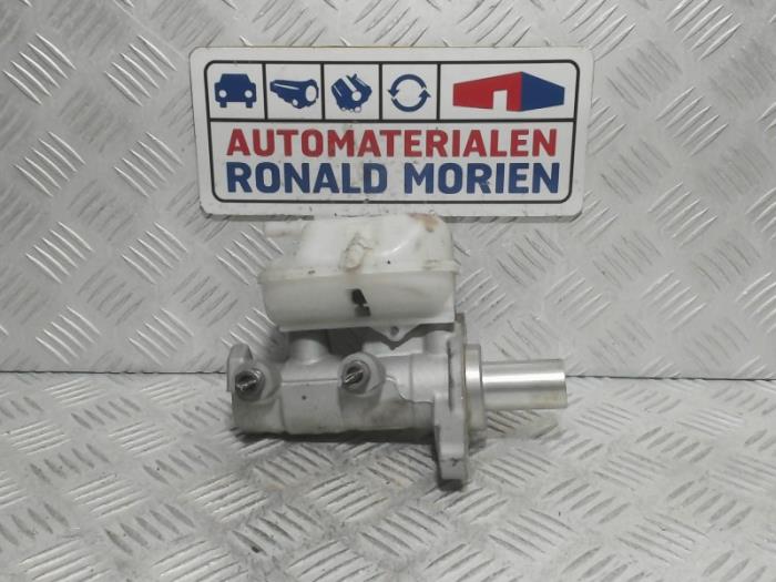 Used Master cylinder Ford Transit Custom 2.0 TDCi 16V Eco Blue 105 Price € 54,99 Inclusive VAT offered by Automaterialen Ronald Morien B.V.