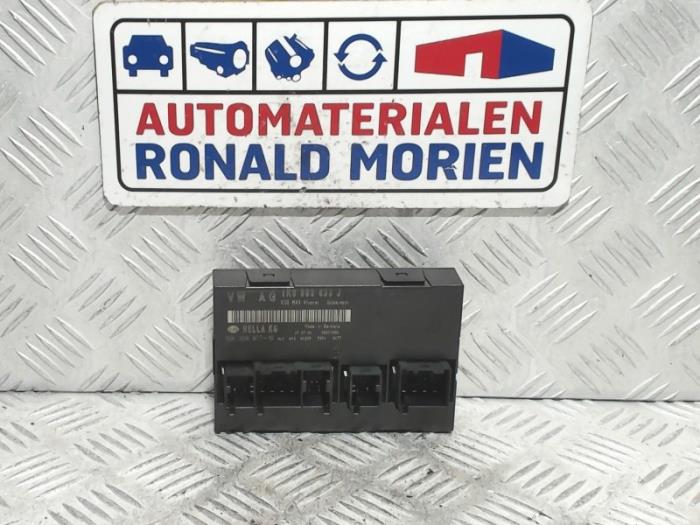 Used Body control computer Volkswagen Golf V 4Motion (1K1) 2.0 TDI 16V Price € 45,00 Margin scheme offered by Automaterialen Ronald Morien B.V.