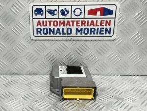 Używane Modul poduszki powietrznej Volkswagen Golf V 4Motion (1K1) 2.0 TDI 16V Cena € 49,00 Procedura marży oferowane przez Automaterialen Ronald Morien B.V.