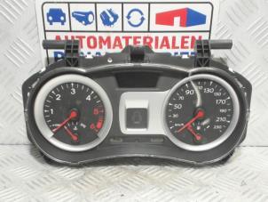 Used Instrument panel Renault Clio III (BR/CR) 1.5 dCi 75 FAP Price € 45,00 Margin scheme offered by Automaterialen Ronald Morien B.V.