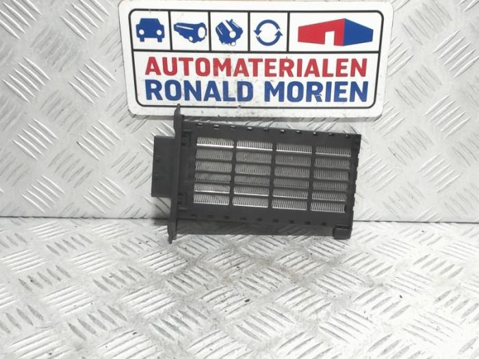 Begagnade Värmeelement Renault Clio III (BR/CR) 1.5 dCi 75 FAP Pris € 25,00 Marginaltabell erbjuds av Automaterialen Ronald Morien B.V.
