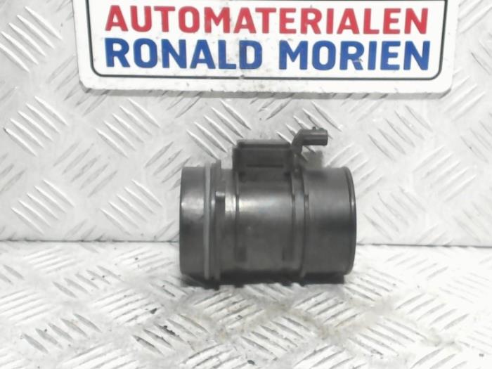 Usagé Débitmètre Renault Clio III (BR/CR) 1.5 dCi 75 FAP Prix € 12,50 Règlement à la marge proposé par Automaterialen Ronald Morien B.V.