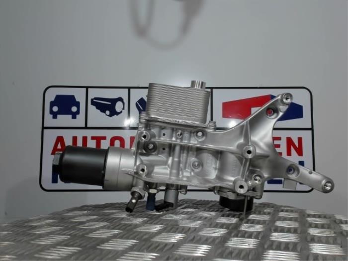New Alternator upper bracket Volkswagen Scirocco (137/13AD) 2.0 TSI 16V Price € 149,00 Inclusive VAT offered by Automaterialen Ronald Morien B.V.