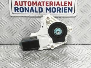 Used Door window motor Audi A5 Sportback Quattro (B8H/B8S) 2.0 TDI 16V Price € 19,00 Inclusive VAT offered by Automaterialen Ronald Morien B.V.