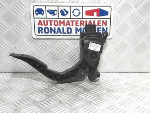 Used Accelerator pedal Audi A5 Sportback Quattro (B8H/B8S) 2.0 TDI 16V Price € 25,00 Inclusive VAT offered by Automaterialen Ronald Morien B.V.