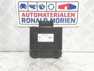 Używane Regulator napiecia Audi A1 Sportback (8XA/8XF) 1.0 TFSI Ultra 12V Cena € 25,00 Procedura marży oferowane przez Automaterialen Ronald Morien B.V.