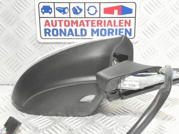 Wing mirror, right from a Volkswagen Golf VII (AUA) 2.0 TDI 150 16V 2018