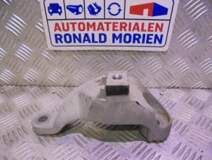 Used Gearbox mount Ford C-Max (DXA) 1.0 Ti-VCT EcoBoost 12V 125 Price € 12,50 Margin scheme offered by Automaterialen Ronald Morien B.V.