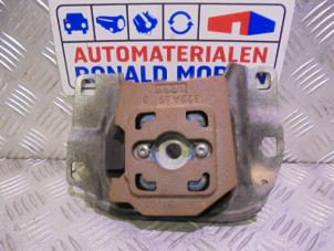 Used Gearbox mount Ford C-Max (DXA) 1.0 Ti-VCT EcoBoost 12V 125 Price € 22,00 Margin scheme offered by Automaterialen Ronald Morien B.V.
