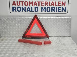 Used Warning triangle Volkswagen Passat Price € 9,99 Inclusive VAT offered by Automaterialen Ronald Morien B.V.
