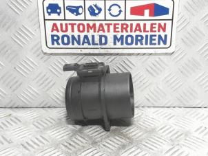 Used Airflow meter Volkswagen Passat Variant (3G5) 2.0 TDI 16V 150 Price € 40,00 Inclusive VAT offered by Automaterialen Ronald Morien B.V.