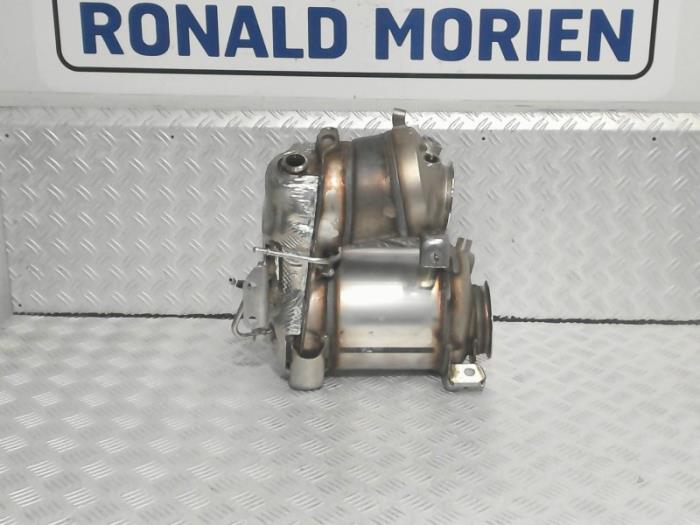 Gebrauchte Rußfilter Volkswagen Passat Variant (3G5) 2.0 TDI 16V 150 Preis € 840,95 Mit Mehrwertsteuer angeboten von Automaterialen Ronald Morien B.V.