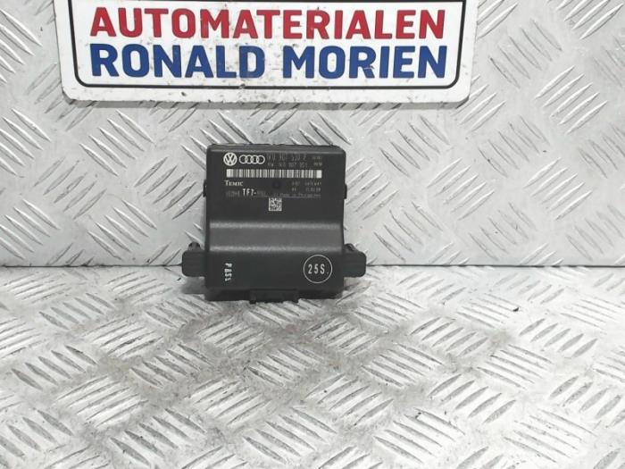 Usagé Ordinateur divers Audi TT (8J3) 2.0 TFSI 16V Prix € 29,00 Règlement à la marge proposé par Automaterialen Ronald Morien B.V.
