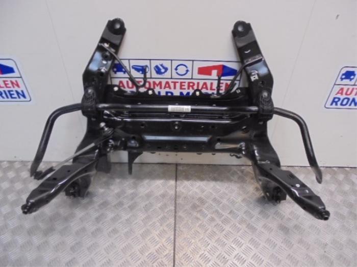 Begagnade Underram Mini Clubman (F54) 1.5 Cooper 12V Pris € 195,00 Marginaltabell erbjuds av Automaterialen Ronald Morien B.V.