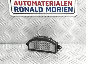 Usados Resistencia de calefactor Mini Clubman (F54) 1.5 Cooper 12V Precio € 25,00 Norma de margen ofrecido por Automaterialen Ronald Morien B.V.