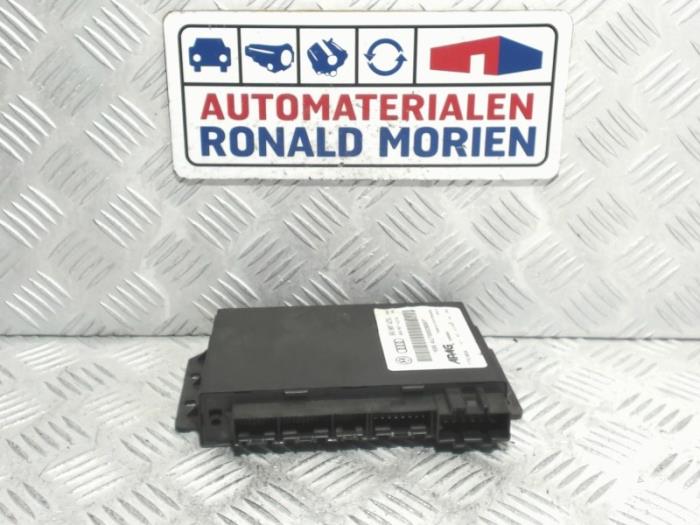Used Body control computer Volkswagen Golf VI (5K1) 1.4 TSI 160 16V Price € 125,00 Margin scheme offered by Automaterialen Ronald Morien B.V.