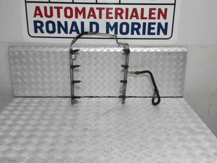 Usagé Système d'injection BMW M3 (E92) 4.0 V8 32V Prix € 345,00 Règlement à la marge proposé par Automaterialen Ronald Morien B.V.