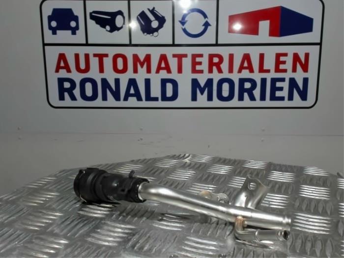 New Water pipe Volkswagen Golf VIII (CD1) 2.0 TDI BlueMotion 16V Price € 34,99 Inclusive VAT offered by Automaterialen Ronald Morien B.V.