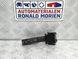 Used Indicator switch Opel Karl 1.0 12V Price € 19,00 Margin scheme offered by Automaterialen Ronald Morien B.V.