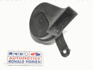 Used Horn Opel Karl 1.0 12V Price € 15,00 Margin scheme offered by Automaterialen Ronald Morien B.V.