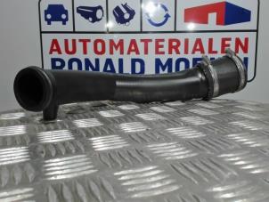 New Turbo pipe Mercedes C (R205) C-180 1.6 16V Price € 16,34 Inclusive VAT offered by Automaterialen Ronald Morien B.V.