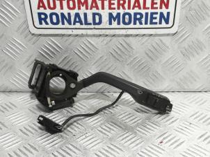 Usados Interruptor de limpiaparabrisas Volkswagen Corrado 2.8 VR6 Precio € 39,00 Norma de margen ofrecido por Automaterialen Ronald Morien B.V.