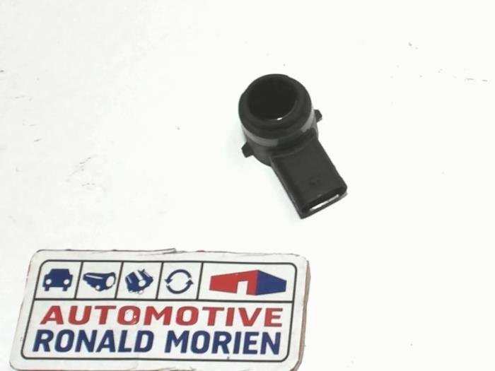 Usados Sensor PDC BMW 5 serie (G30) 520i 2.0 TwinPower Turbo 16V Precio € 35,00 Norma de margen ofrecido por Automaterialen Ronald Morien B.V.