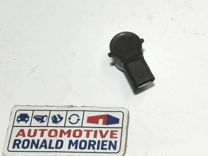Usados Sensor PDC BMW 5 serie (G30) 520i 2.0 TwinPower Turbo 16V Precio € 35,00 Norma de margen ofrecido por Automaterialen Ronald Morien B.V.