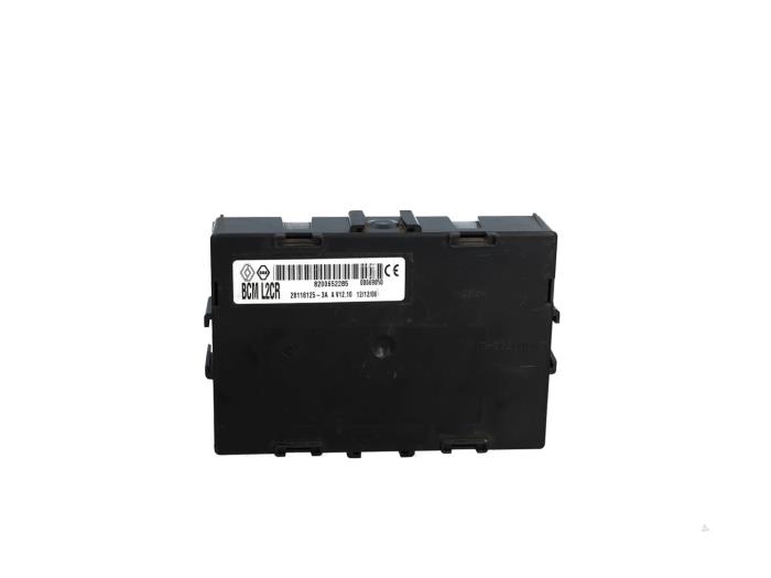 Used Body control computer Renault Clio III (BR/CR) 1.5 dCi 70 Price € 34,95 Margin scheme offered by Automaterialen Ronald Morien B.V.